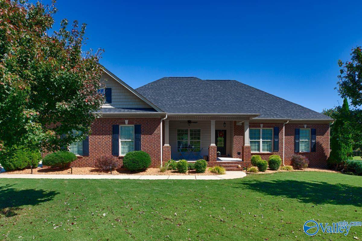 111 Ivy Green - Photo 1