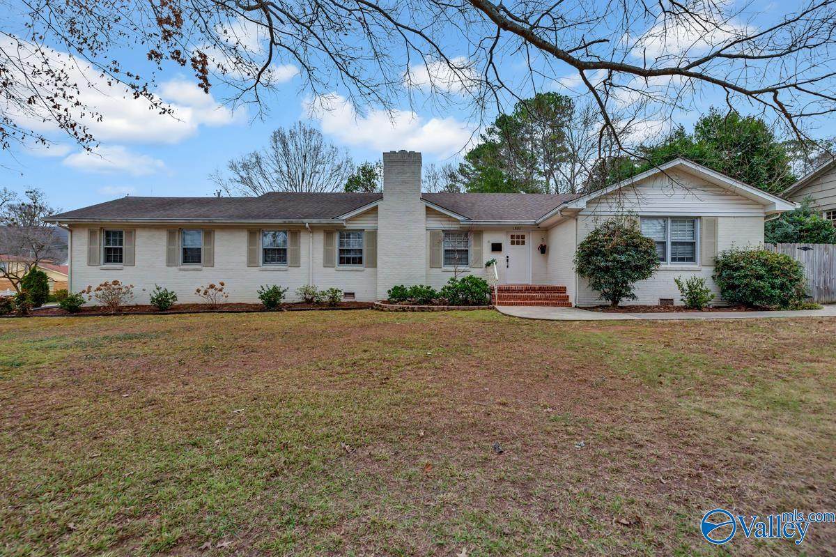 1501 Glenwood Drive - Photo 1