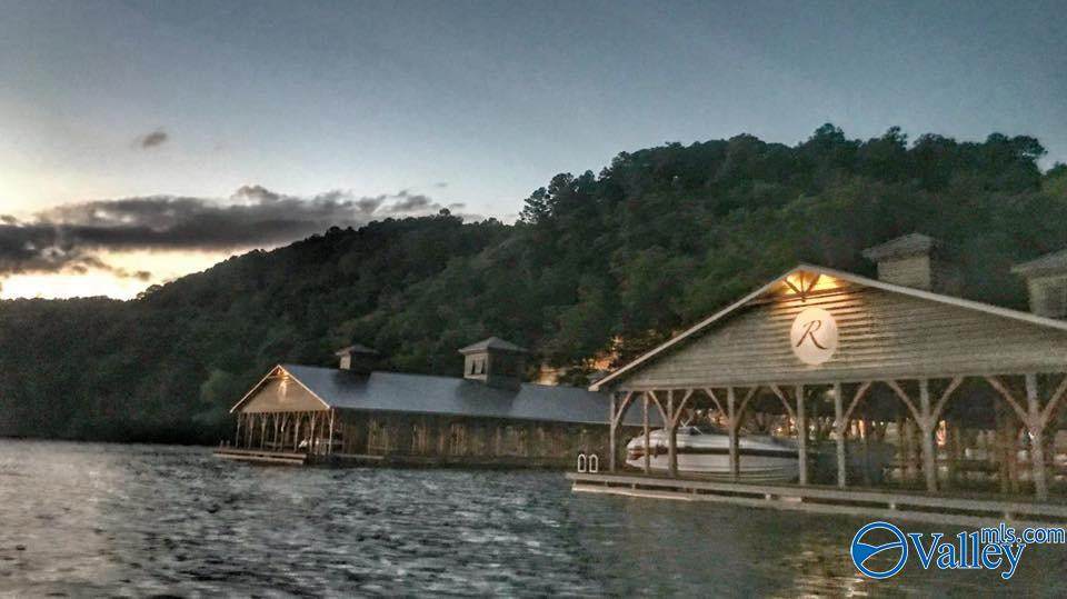 https://bt-photos.global.ssl.fastly.net/nalmls/orig_boomver_1_1840266-2.jpg