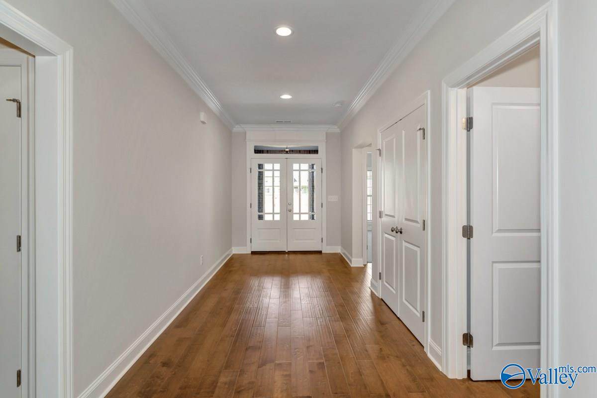 219 Lyndon Cove Road - Photo 1