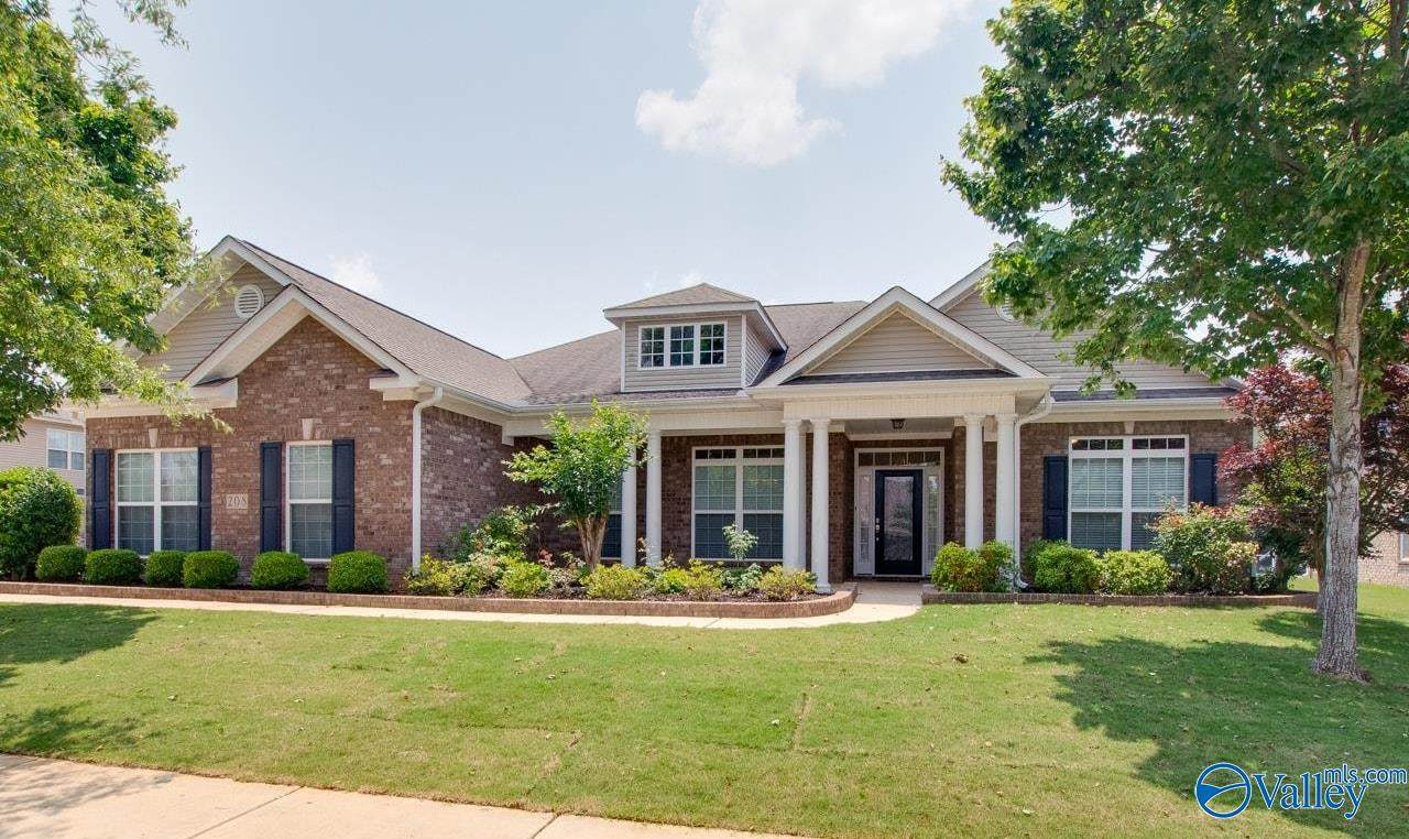 208 Greythorne Drive - Photo 1