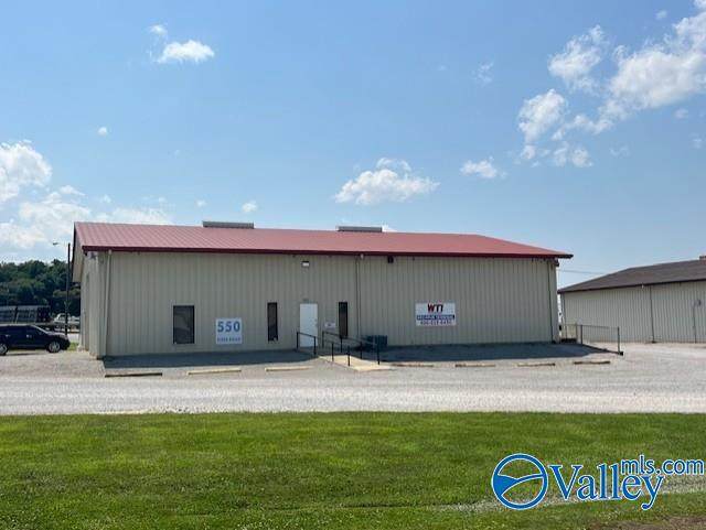 550 Steed Road - Photo 1