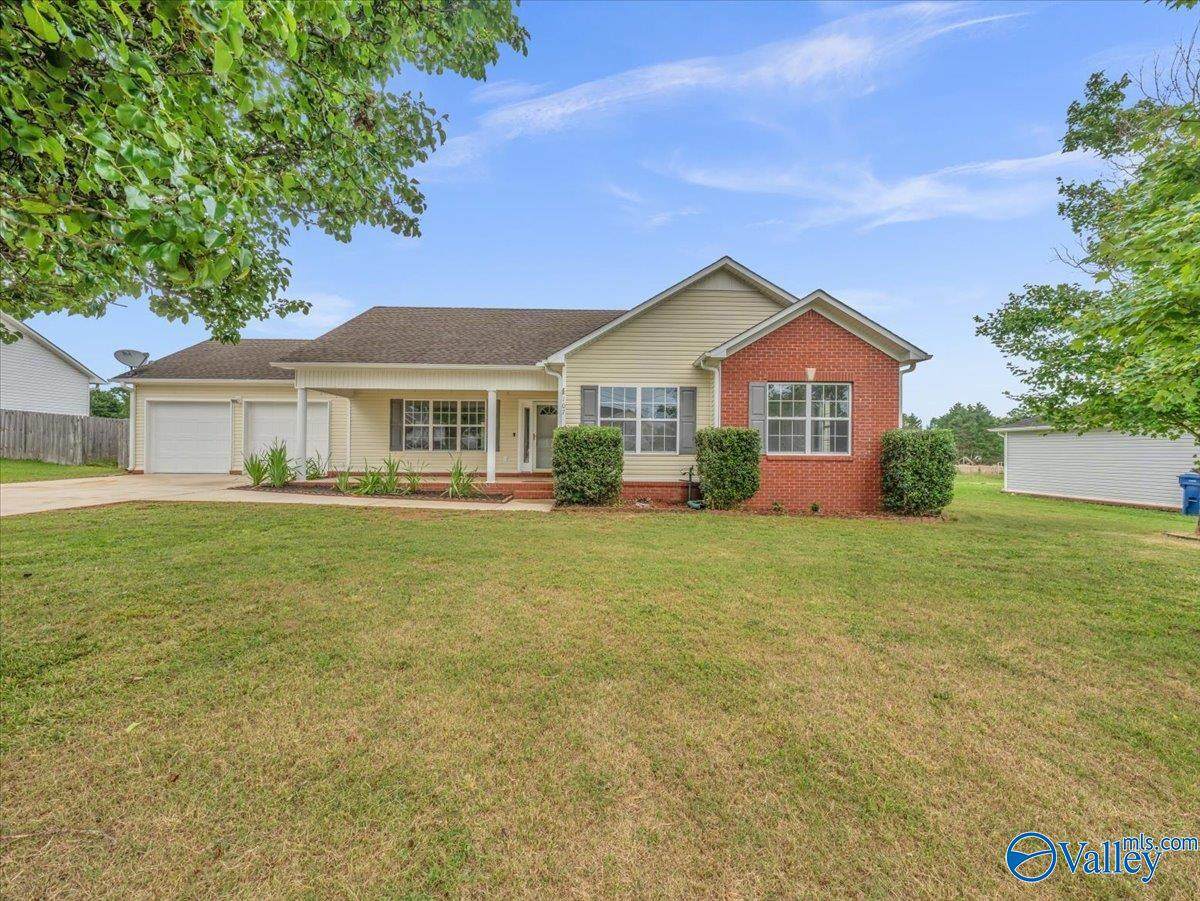 107 Tanner Cove Circle - Photo 1