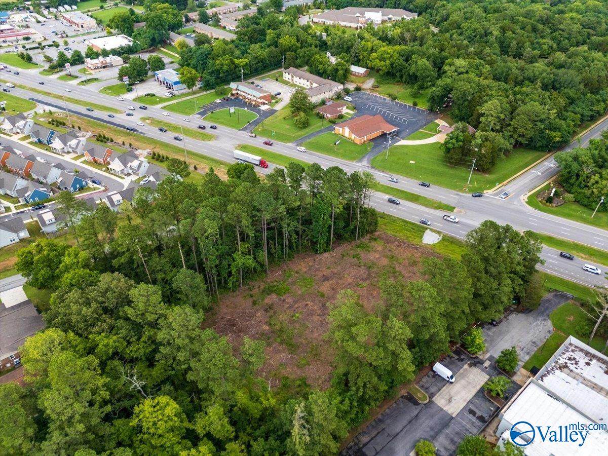 12004 Memorial Parkway South - Photo 1