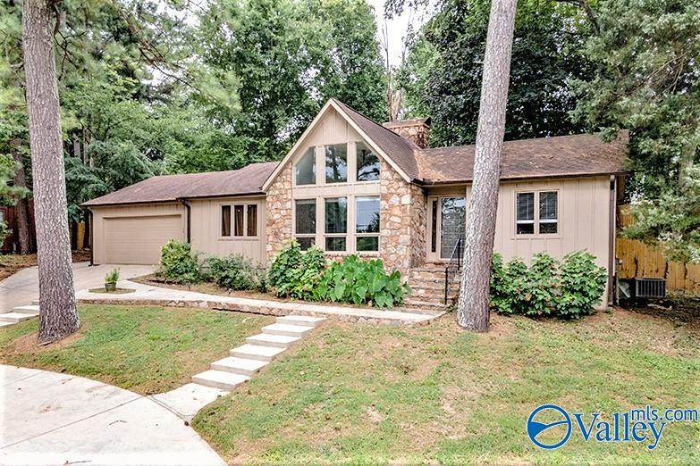 710 Crestview Drive - Photo 1