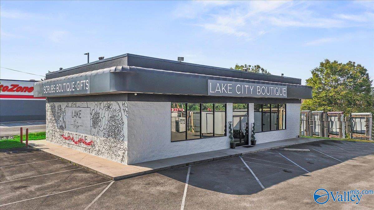 11743 Us Highway 431 - Photo 1