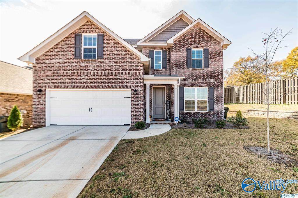 108 Erskin Parcus Circle - Photo 1