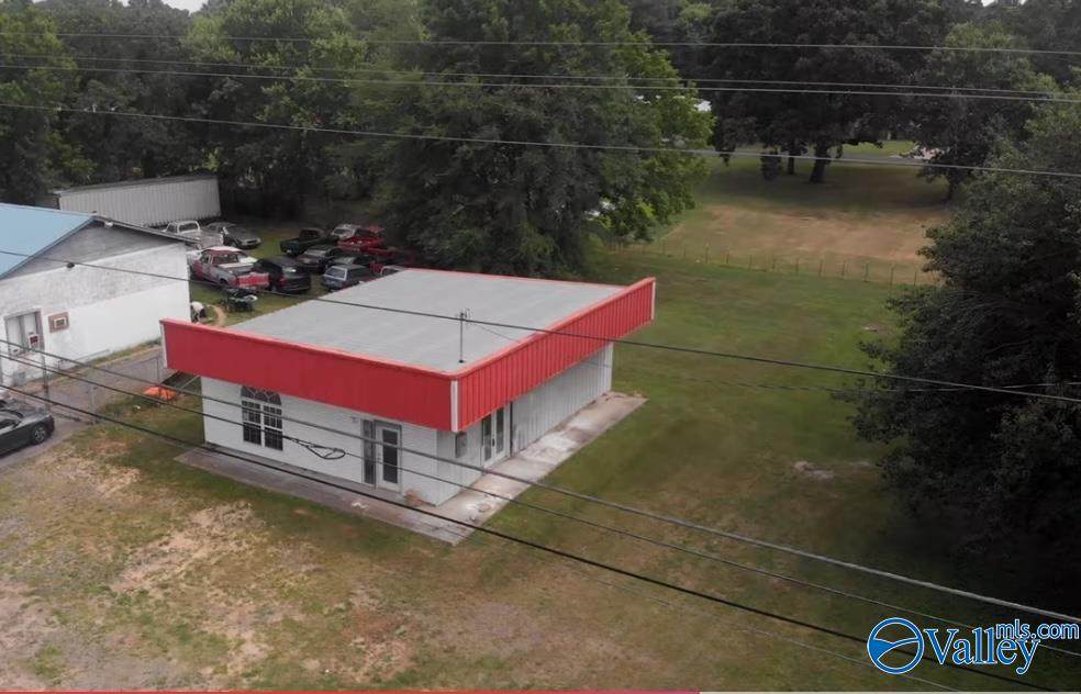 12857 Highway 431 - Photo 1