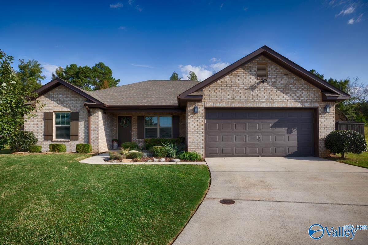 141 White Rock Drive - Photo 1