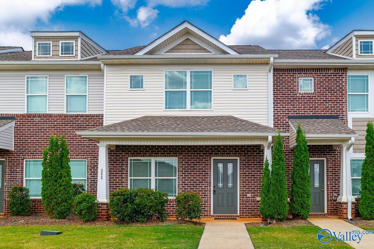 352 Falling Water Lane - Photo 1