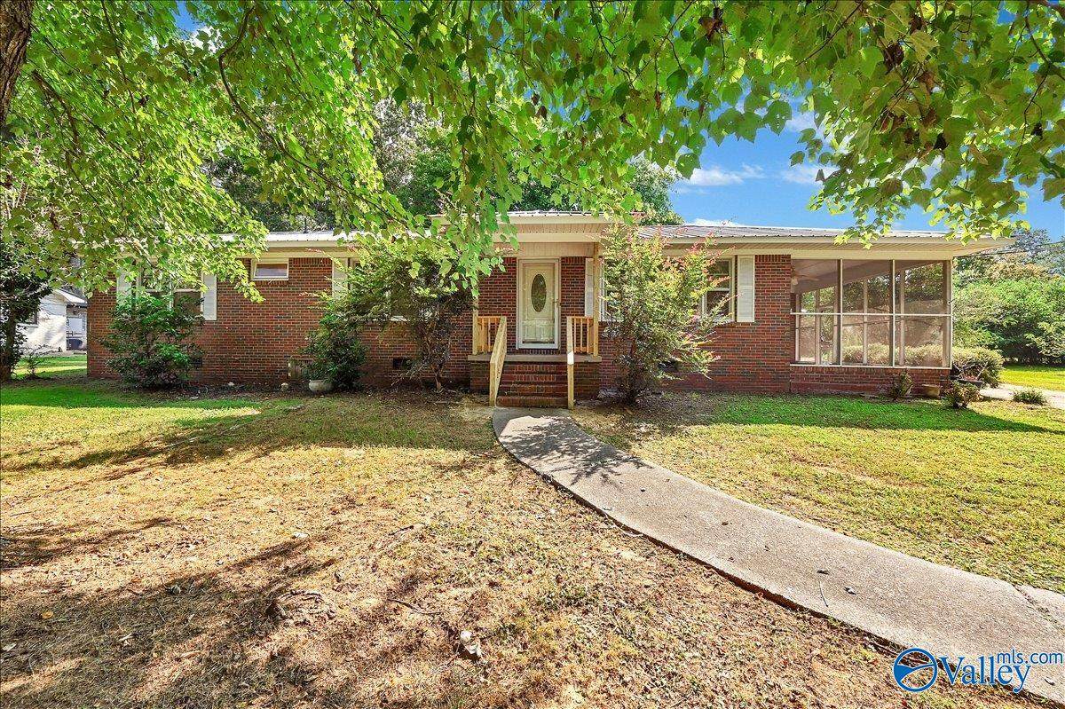 806 6th Street - Photo 1