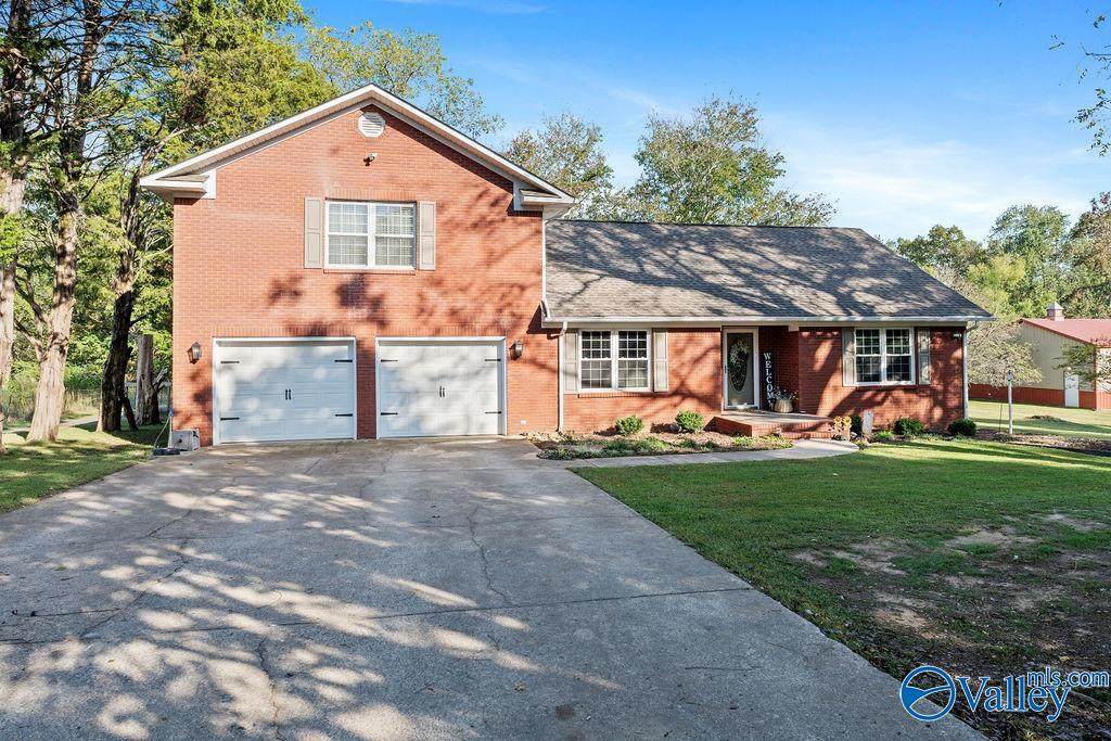 436 Pace Drive - Photo 1