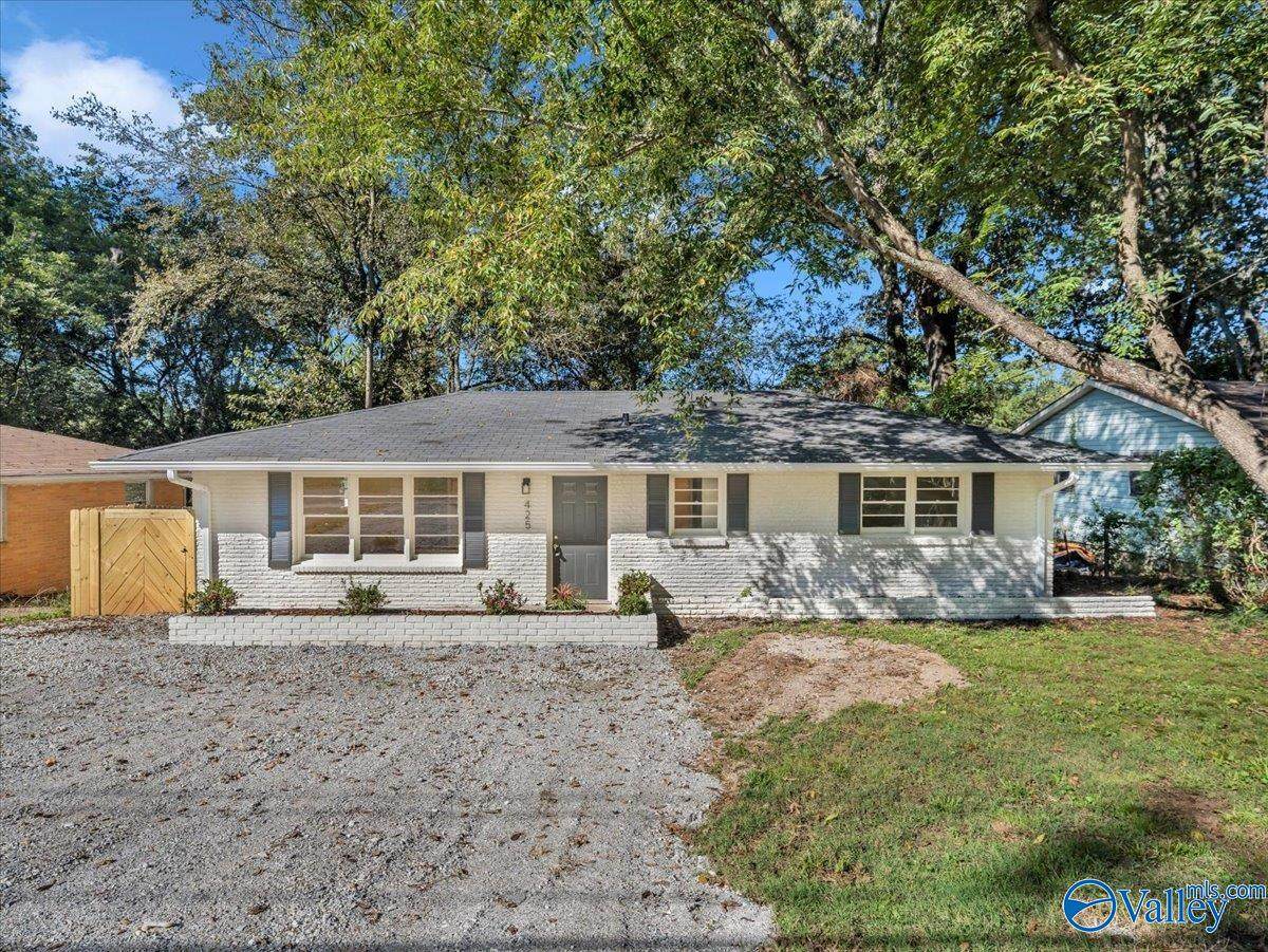 425 Plymouth Road - Photo 1