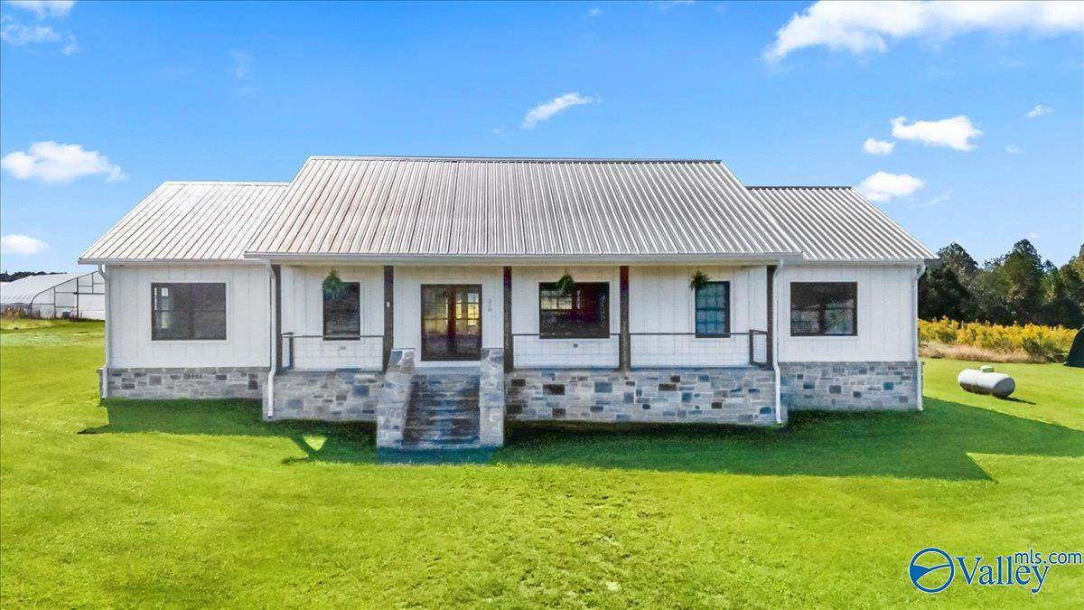 350 County Road 1653 - Photo 1