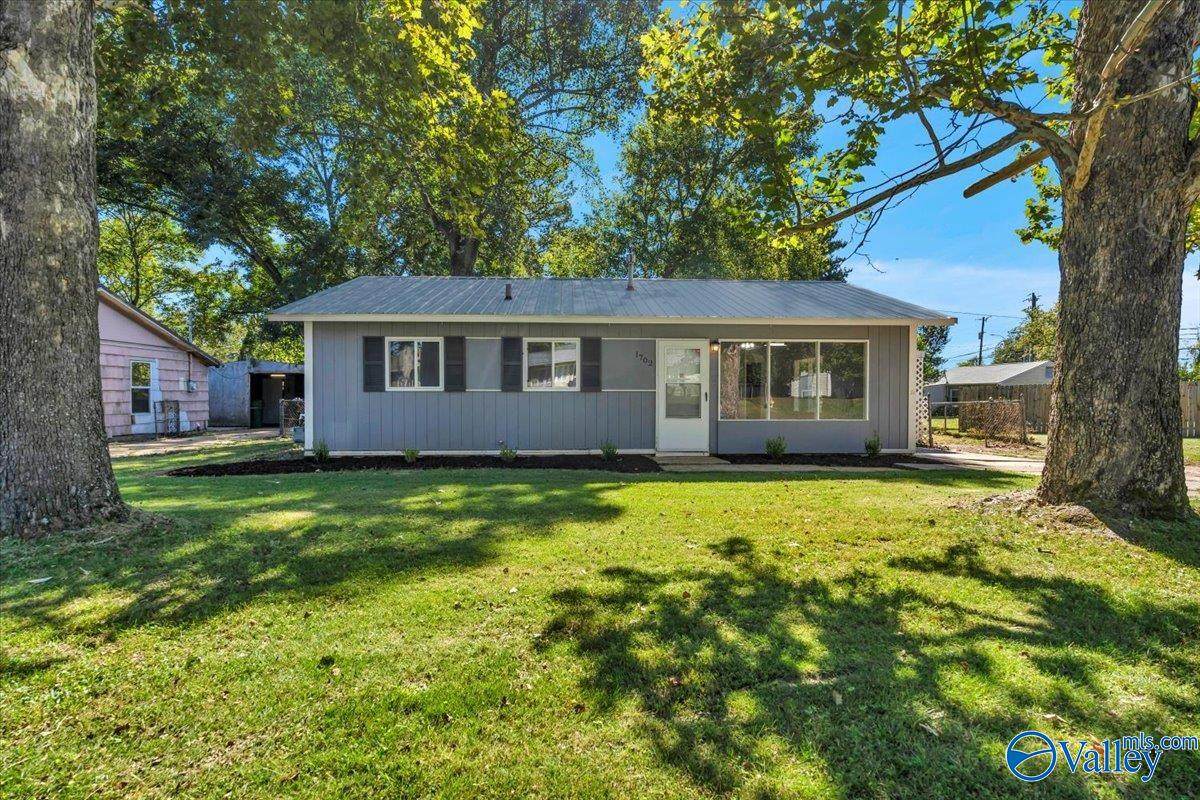 1702 Wakefield Drive - Photo 1