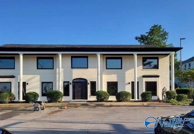 3125 University Drive - Photo 1