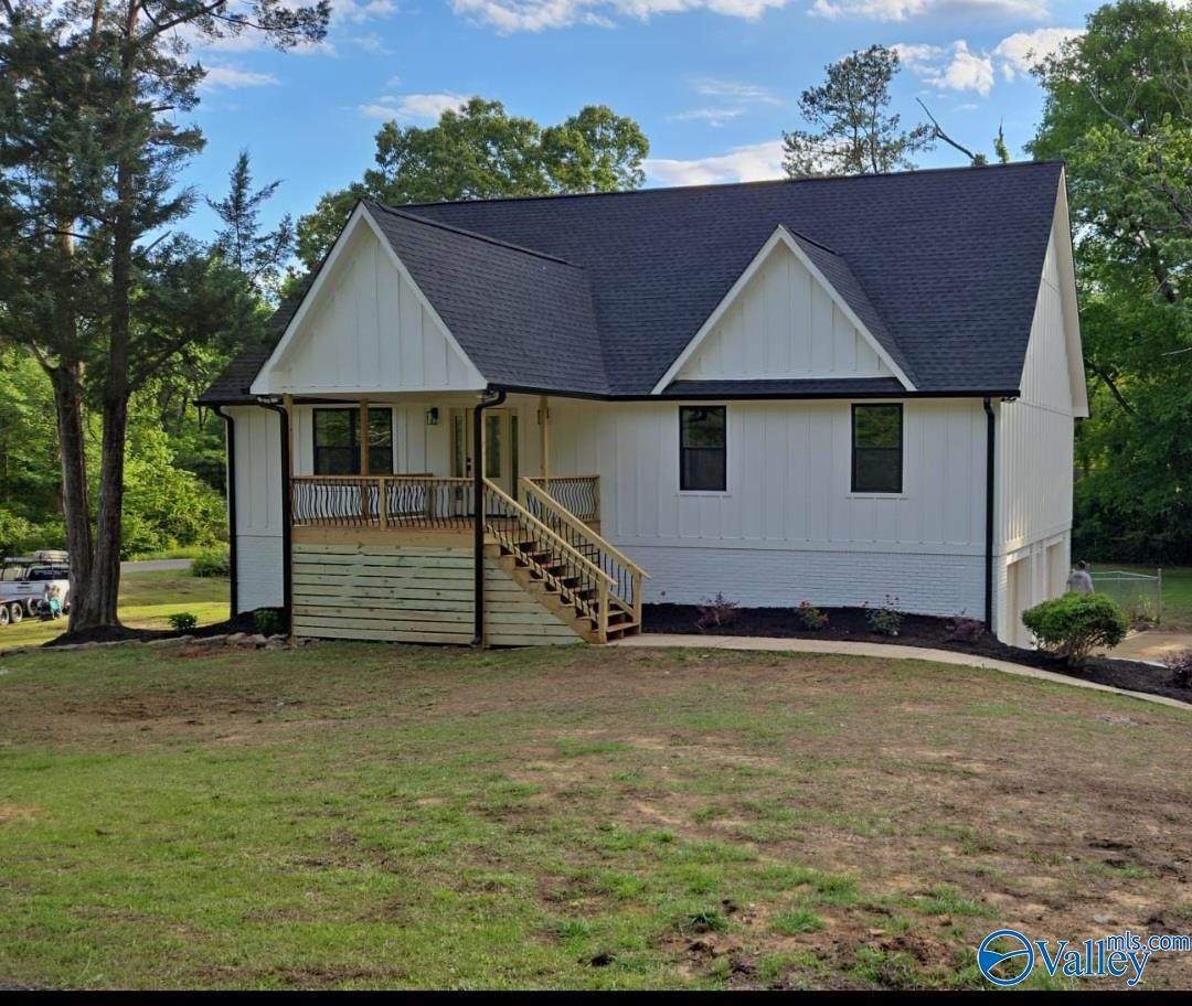 702 Airport Road - Photo 1