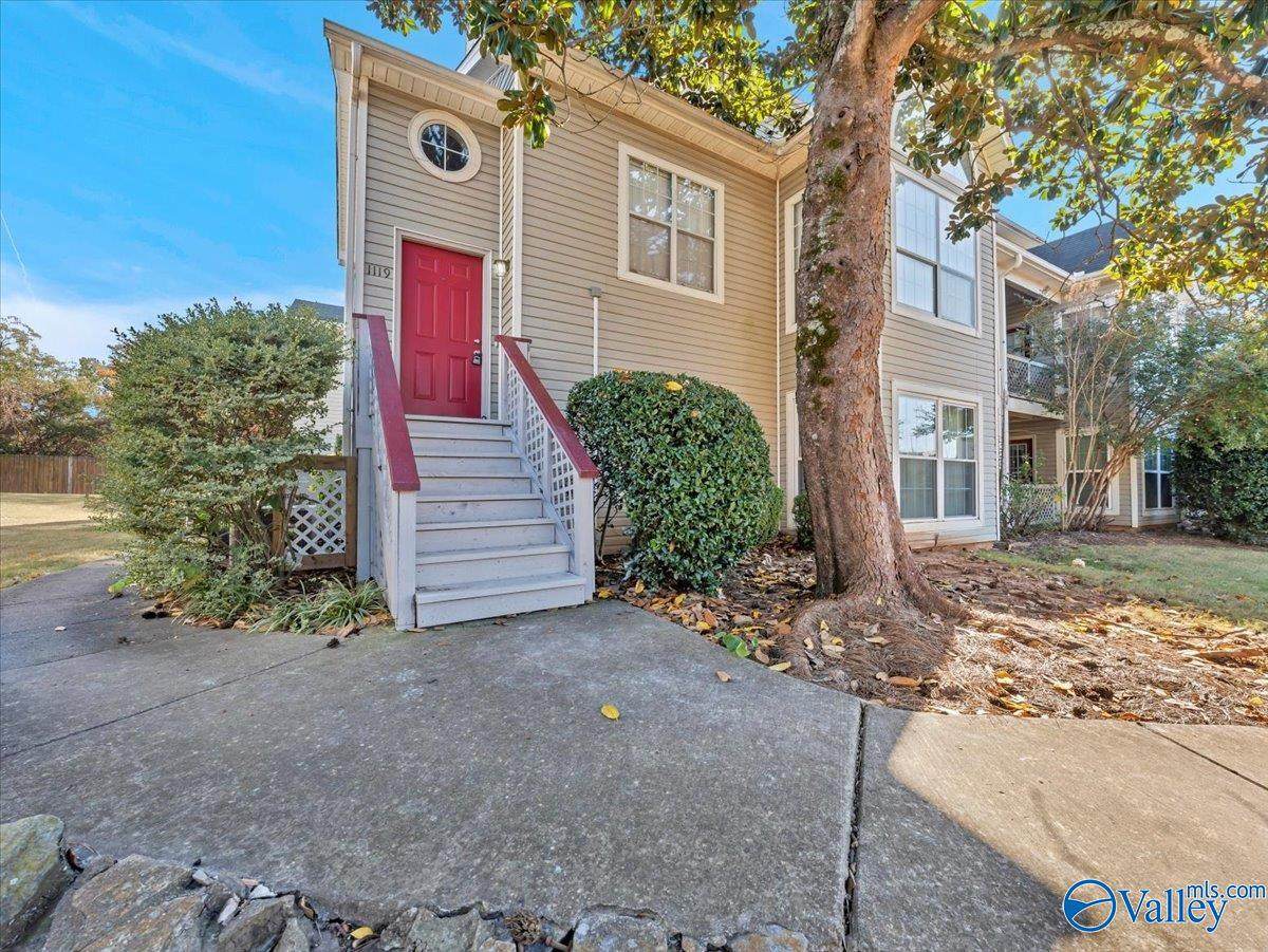 1119 Stones Throw Drive - Photo 1