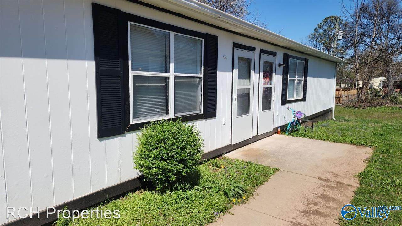 1325 Stevens Avenue - Photo 1