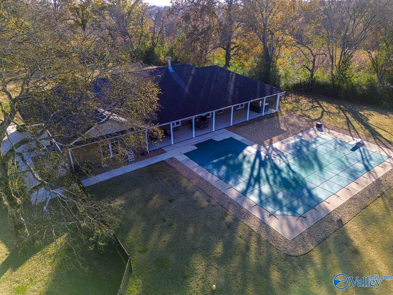 15161 Boocille Lane - Photo 1