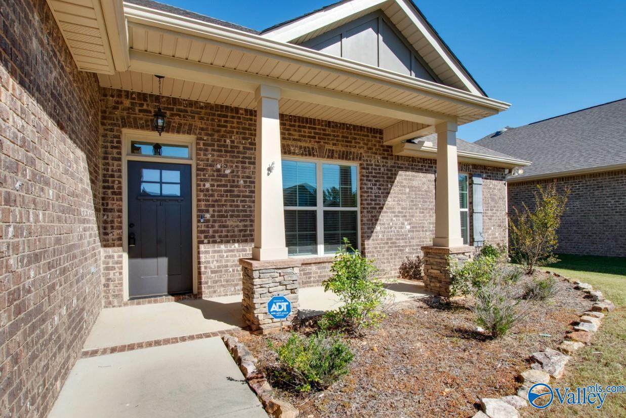 602 Penny Jar Lane - Photo 1