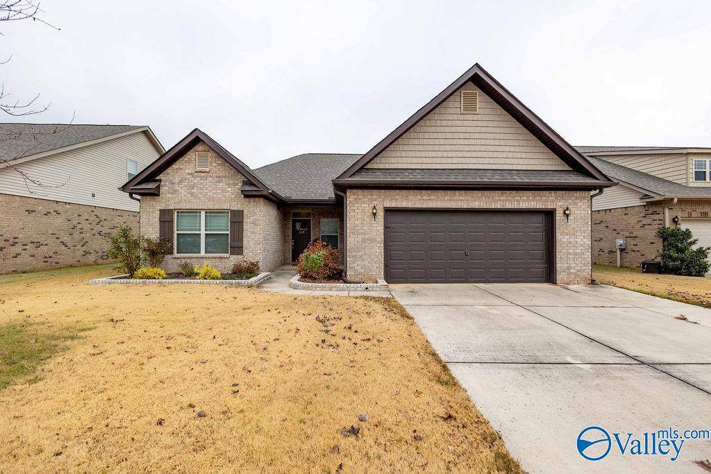 109 Sherwin Avenue - Photo 1