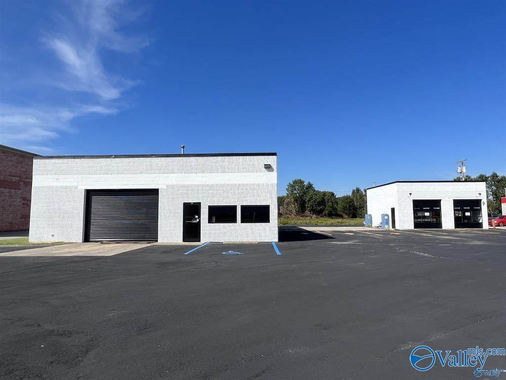 810 Beltline Road - Photo 1