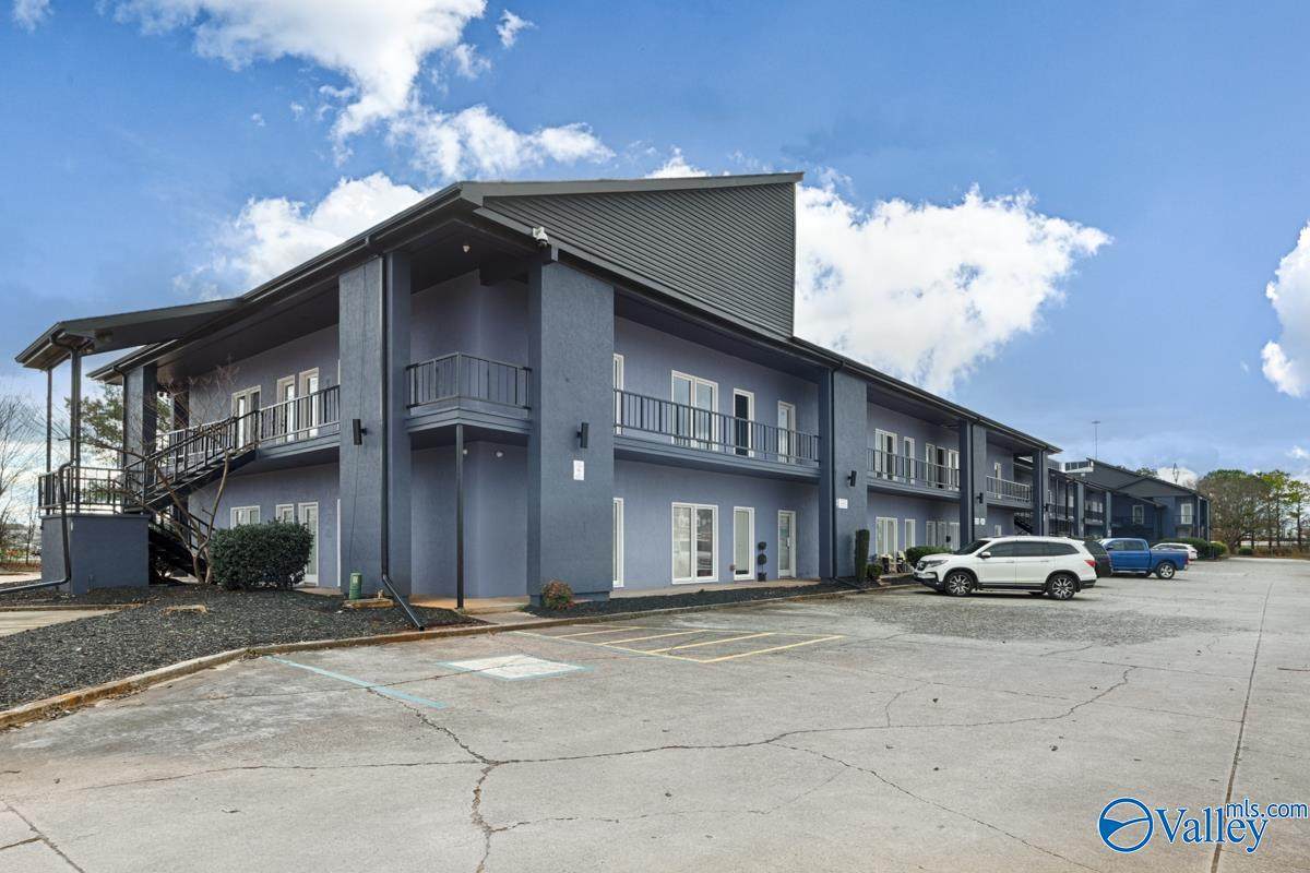 190 Lime Quarry Road - Photo 1