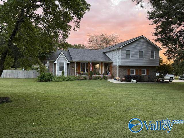 106 Abbottsford Road - Photo 1