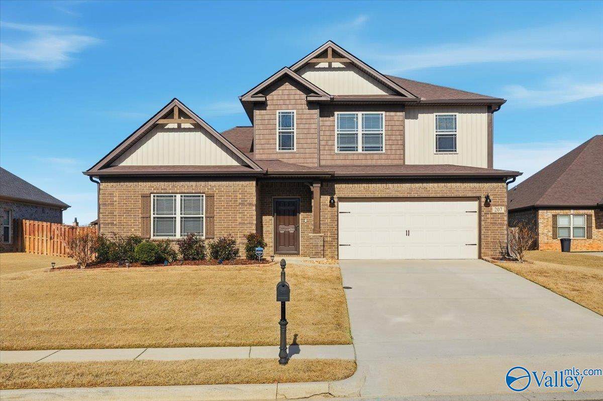 207 Liz Lane - Photo 1