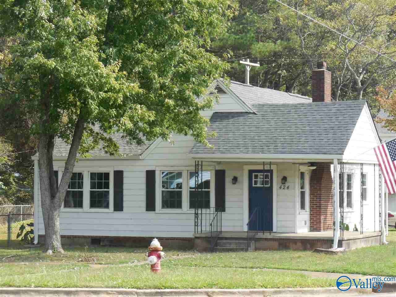 424 Memorial Drive - Photo 1