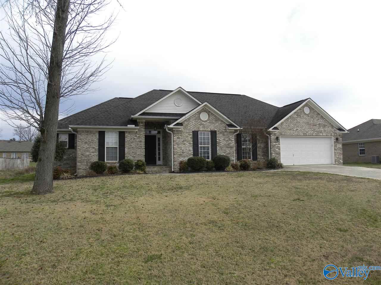 105 Fawn Forest Drive - Photo 1