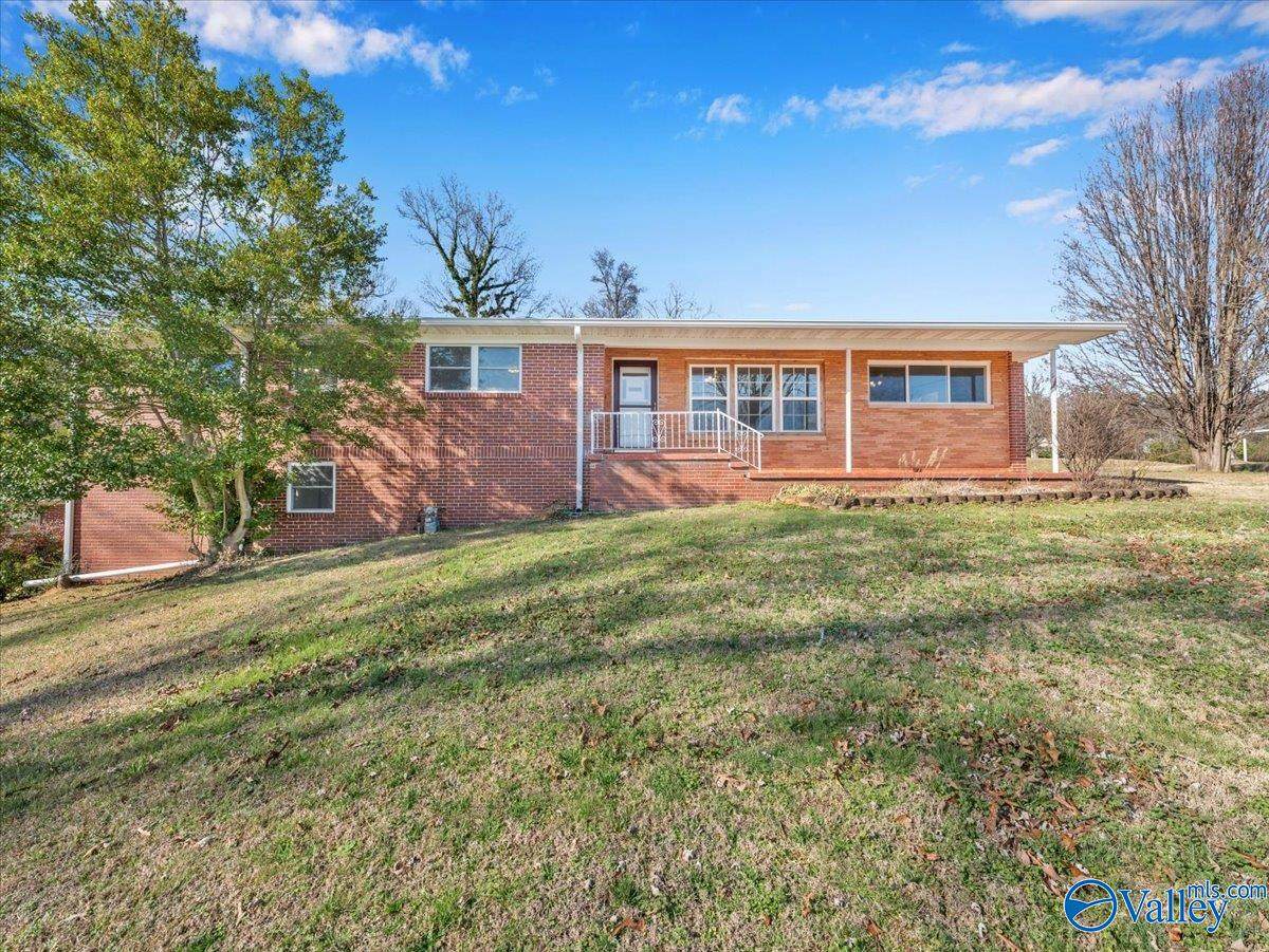 2212 Alabama Avenue - Photo 1