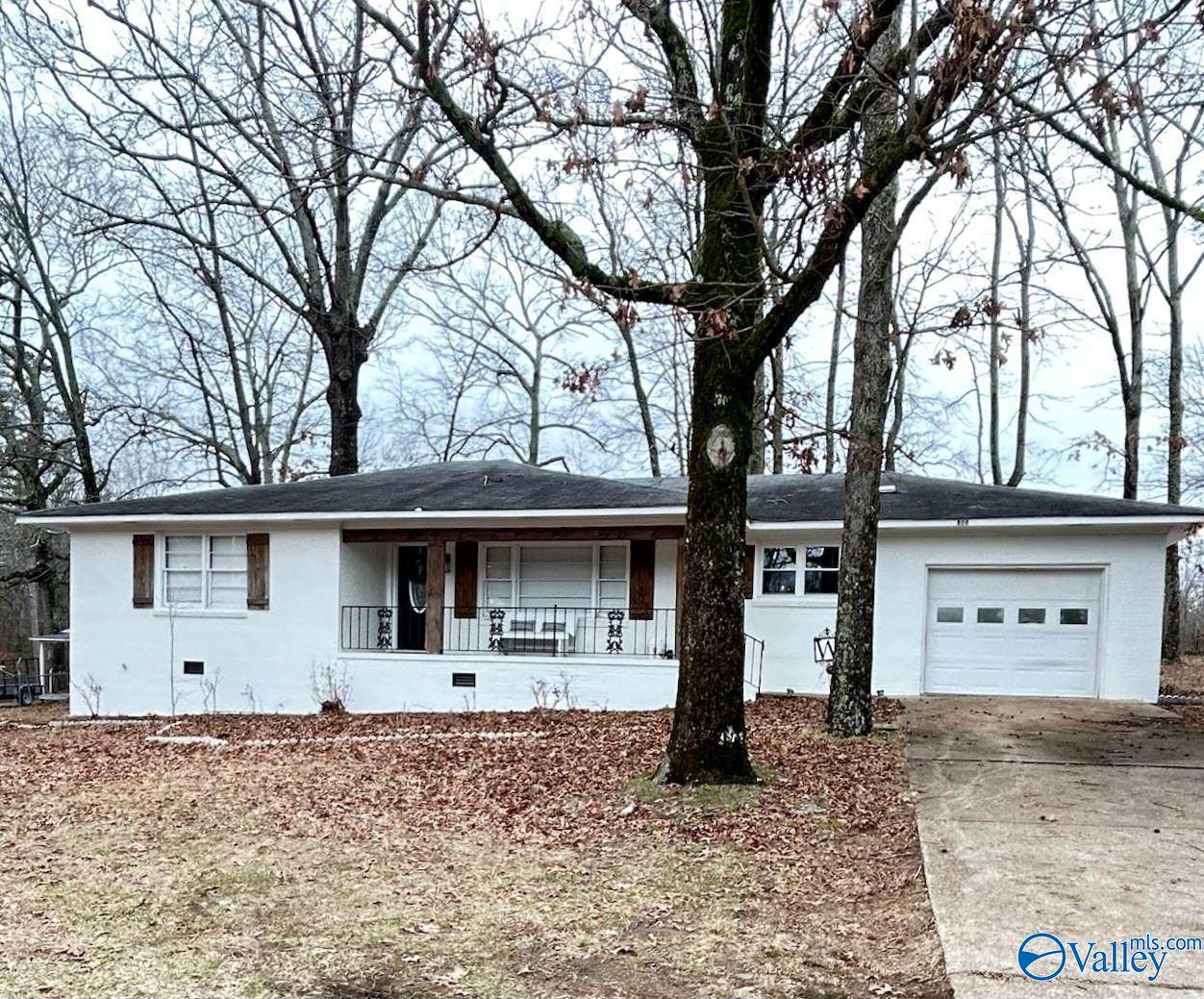 808 12th Avenue - Photo 1