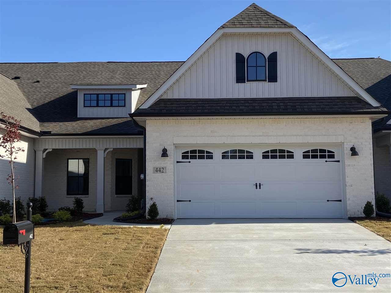 442 Legend Oak Way - Photo 1