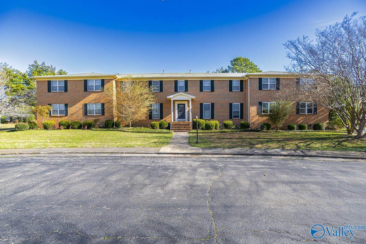 8204 Willowbrook Circle - Photo 1