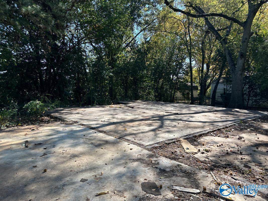 4303 9th Avenue - Photo 1