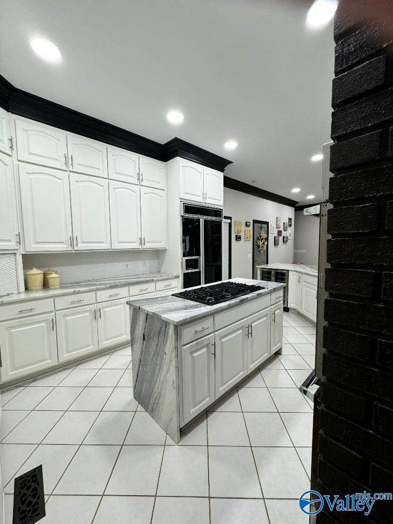 https://bt-photos.global.ssl.fastly.net/nalmls/1280_boomver_1_21909764-2.jpg