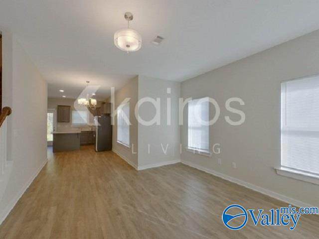 https://bt-photos.global.ssl.fastly.net/nalmls/orig_boomver_1_21909863-2.jpg