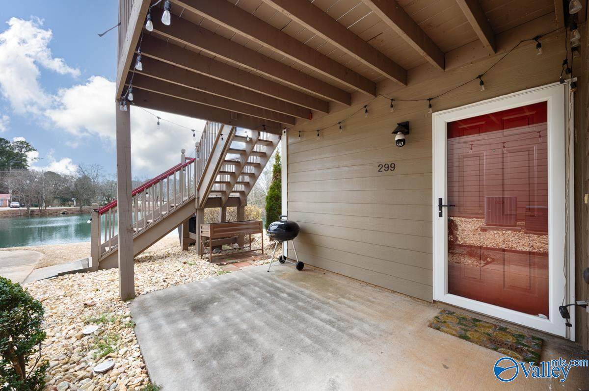 299 Waters Edge Lane - Photo 1