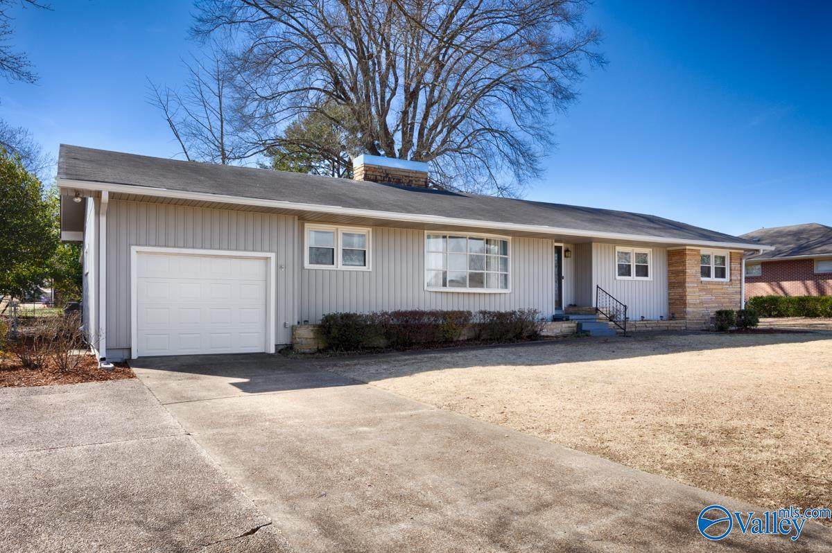 1309 Aston Street - Photo 1