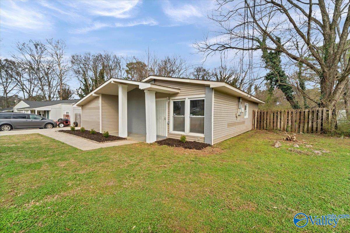 https://bt-photos.global.ssl.fastly.net/nalmls/orig_boomver_1_21911184-2.jpg