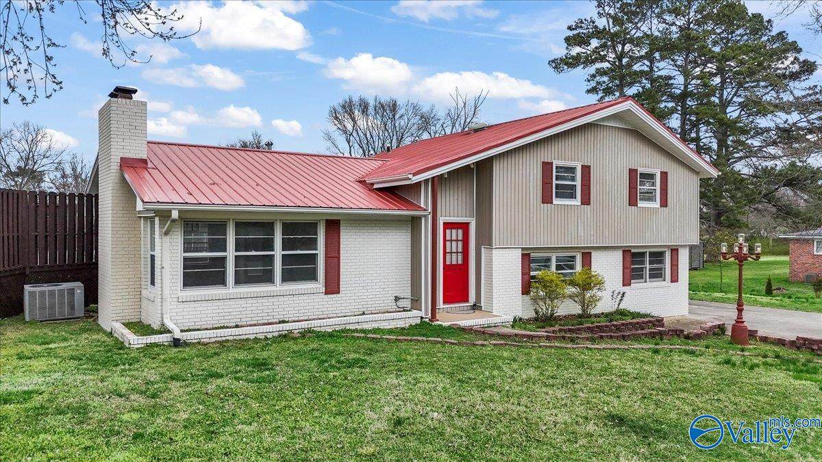 604 Franklin Avenue - Photo 1