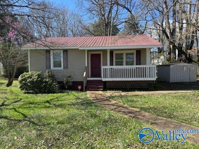201 Delaware Circle - Photo 1