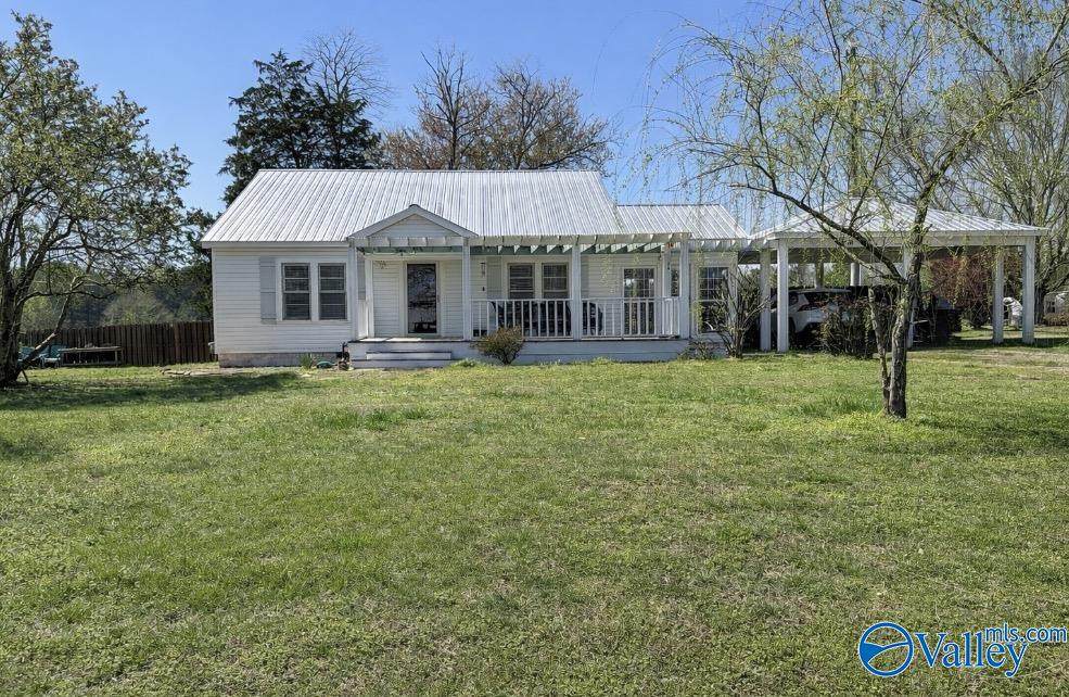 470 Lester Drive - Photo 1