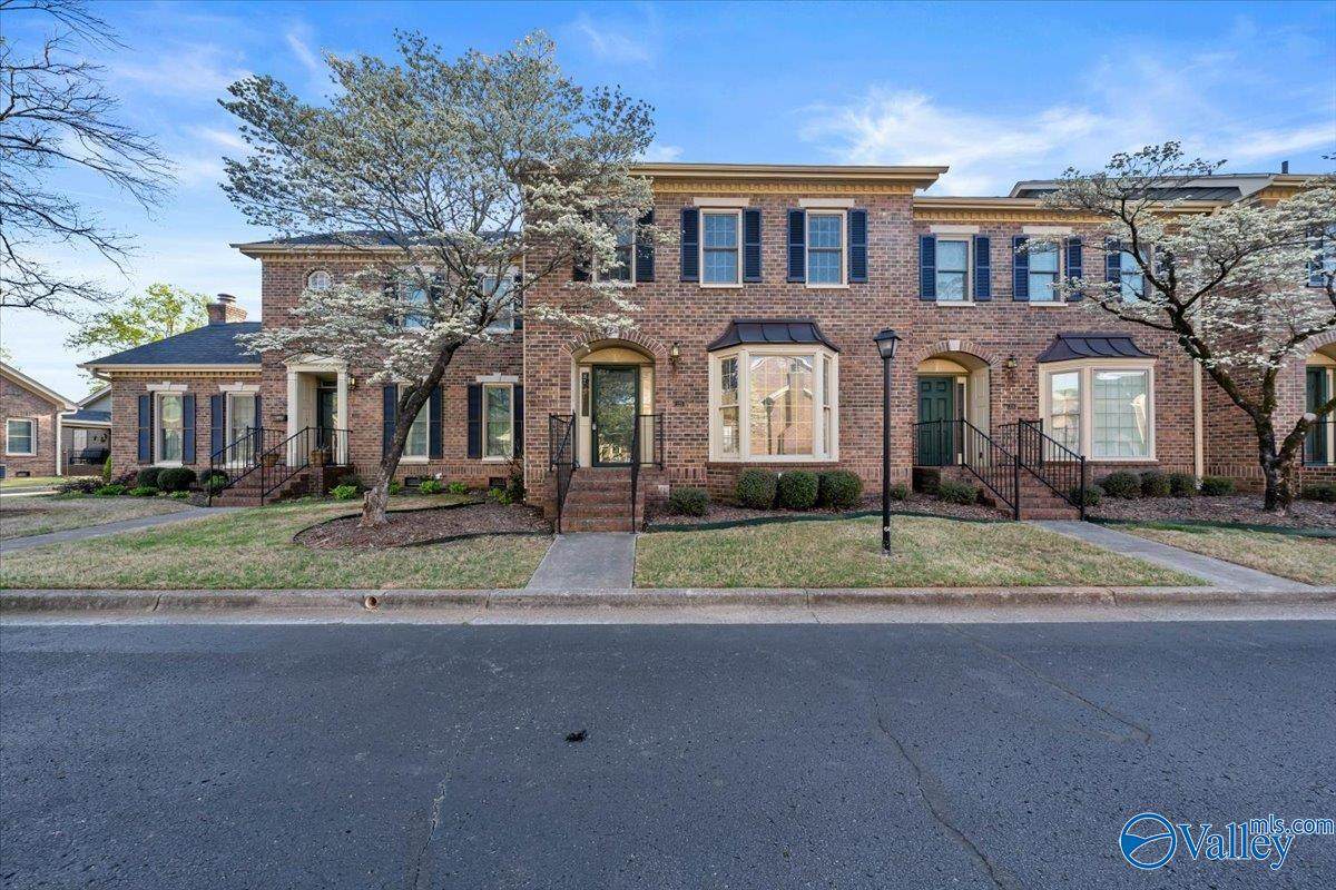 222 Inverness Drive - Photo 1