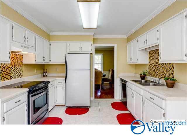 https://bt-photos.global.ssl.fastly.net/nalmls/orig_boomver_1_21913645-2.jpg