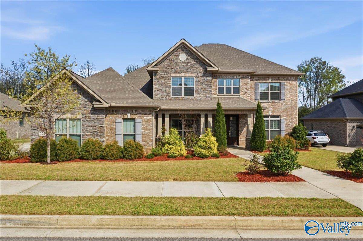 221 Coach Lamp Drive - Photo 1
