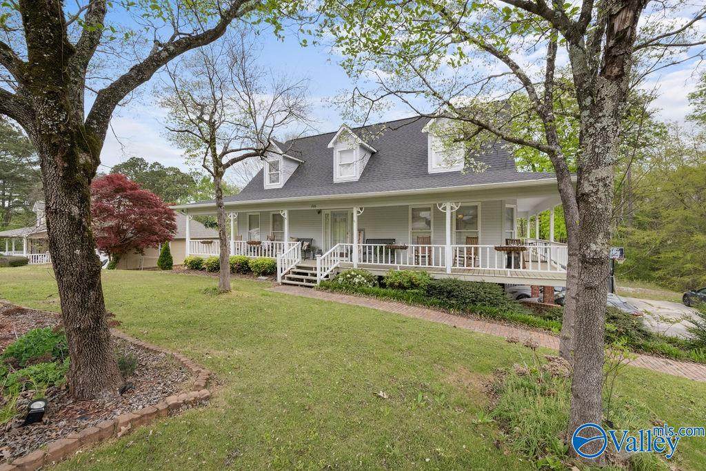 203 Amy Drive - Photo 1