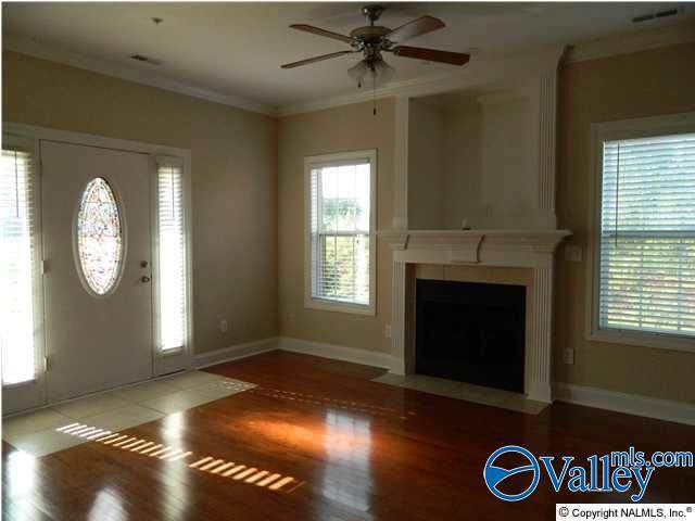 https://bt-photos.global.ssl.fastly.net/nalmls/orig_boomver_1_21913909-2.jpg